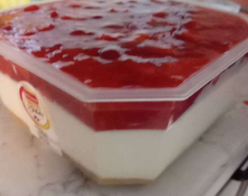 Immagine refigurante la chessecake finita.