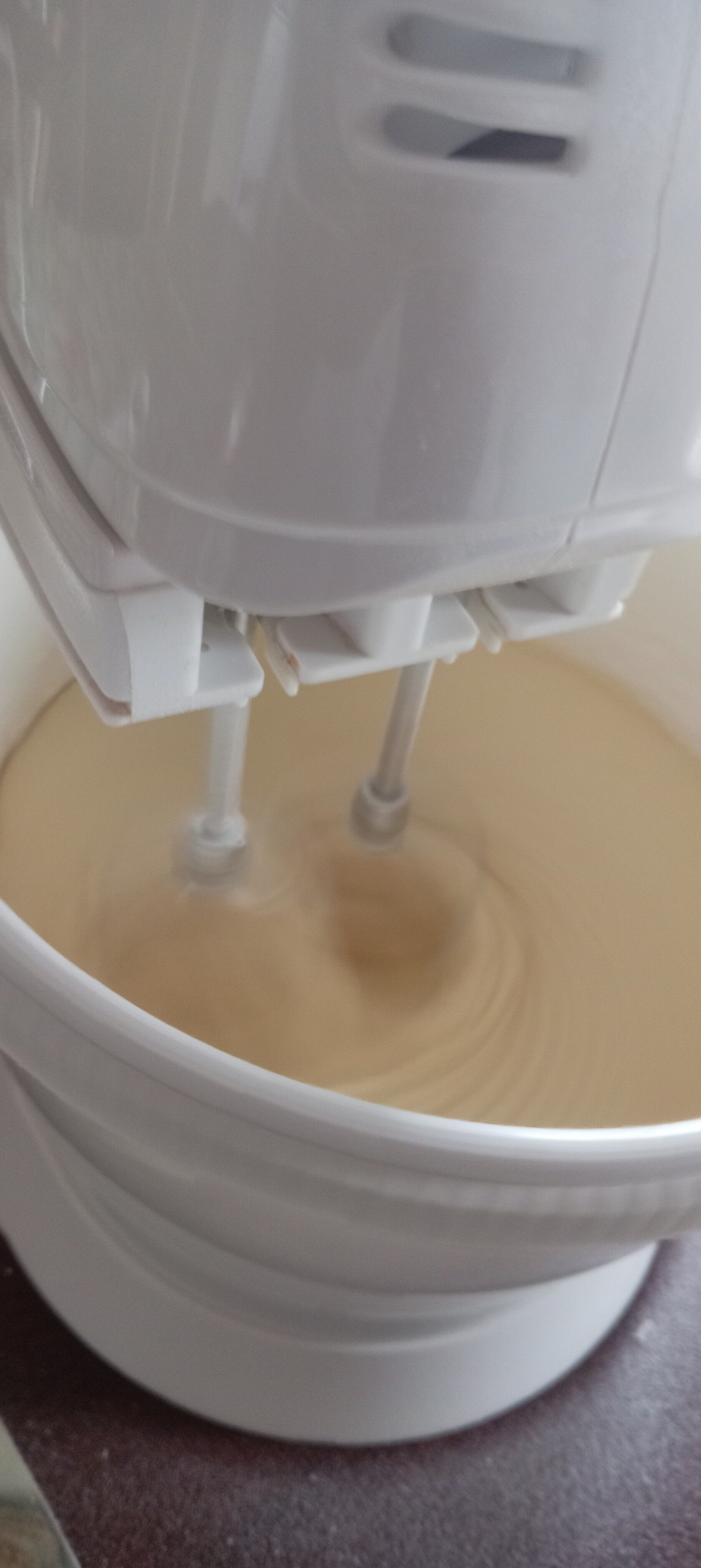 Mescolare gli ingredienti.
