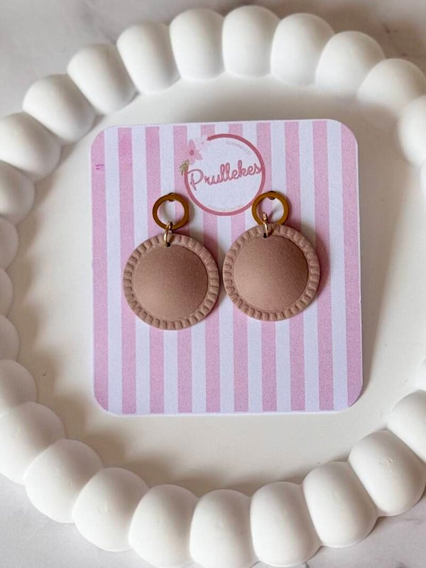 Ufo taupe