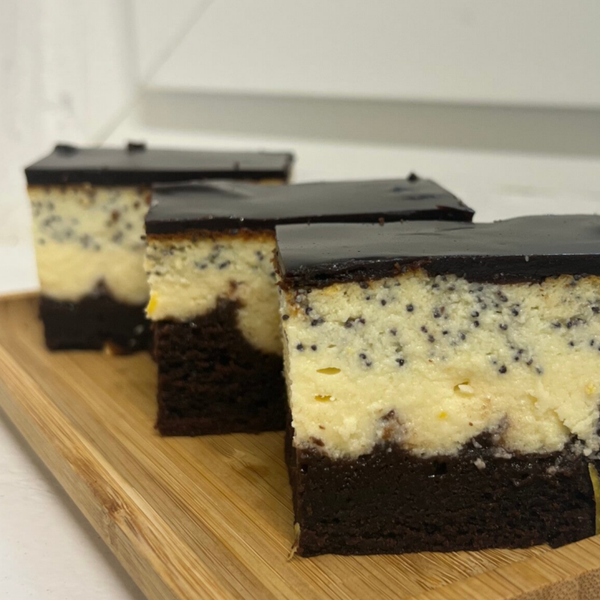 Ciasto serne z makiem