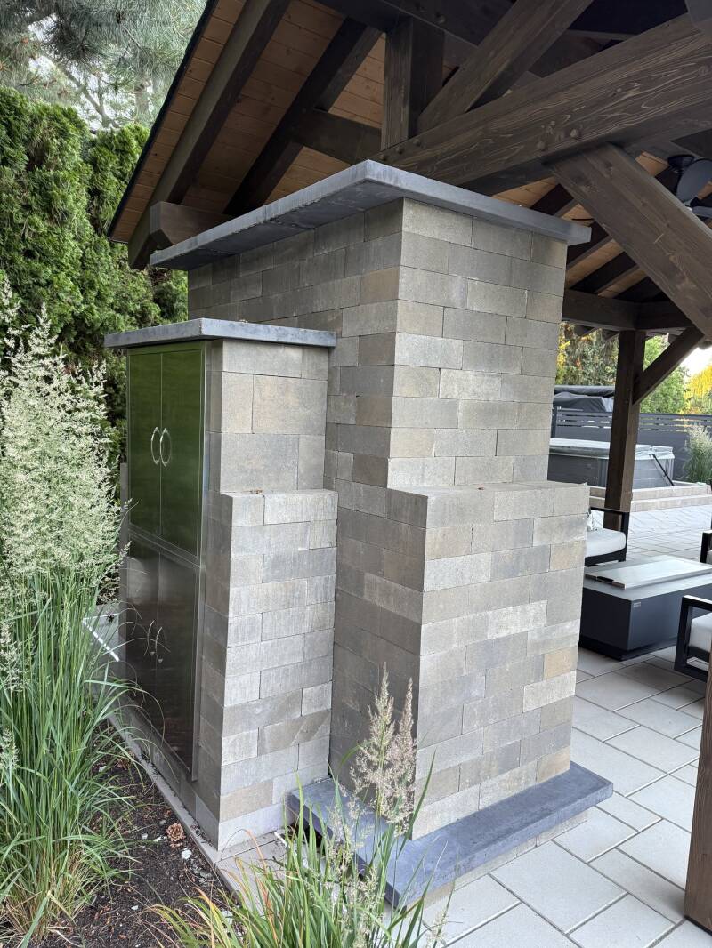 Outdoor fireplace masonry detail