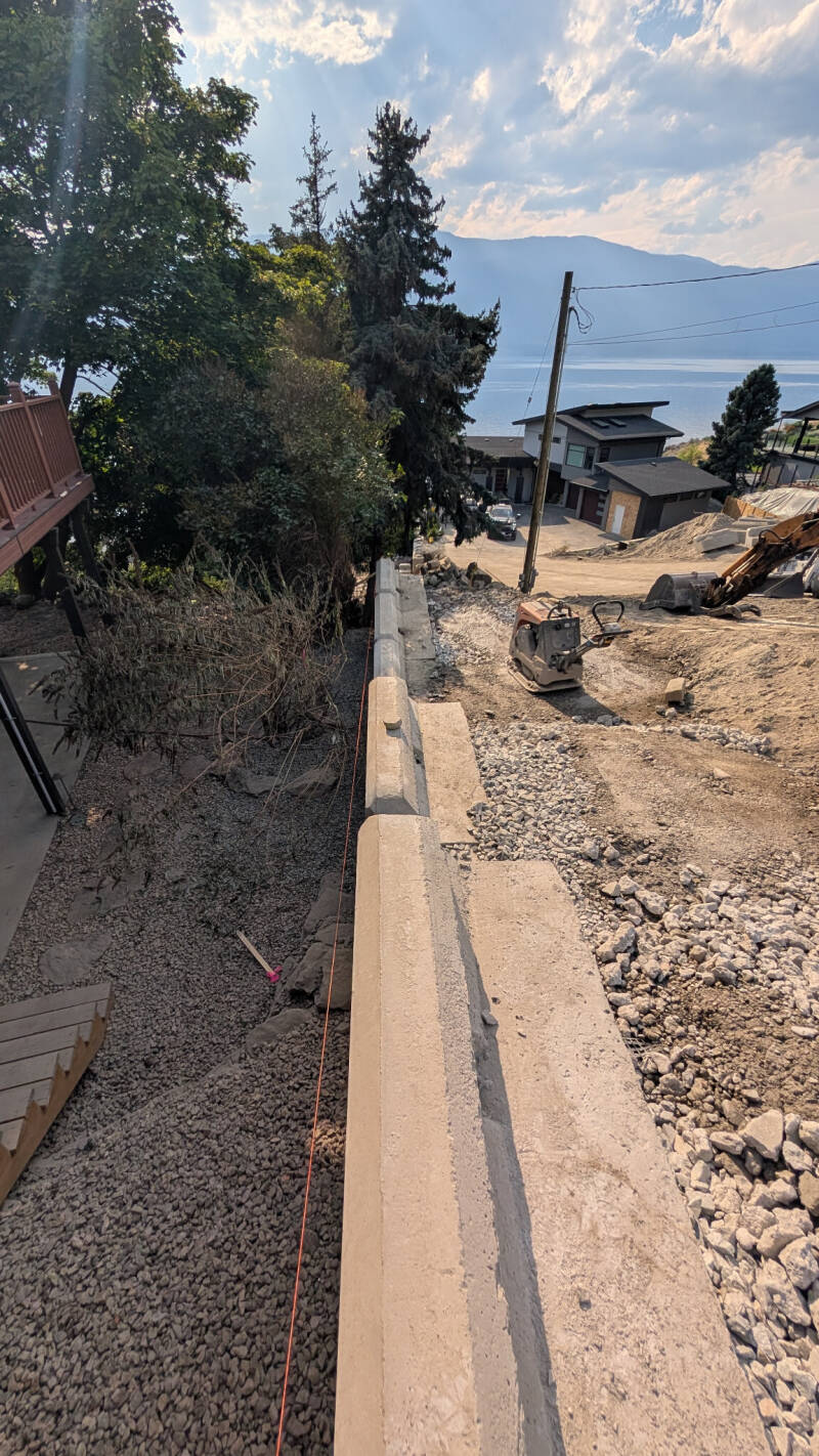 Lock-Block retaining wall on a steep slope