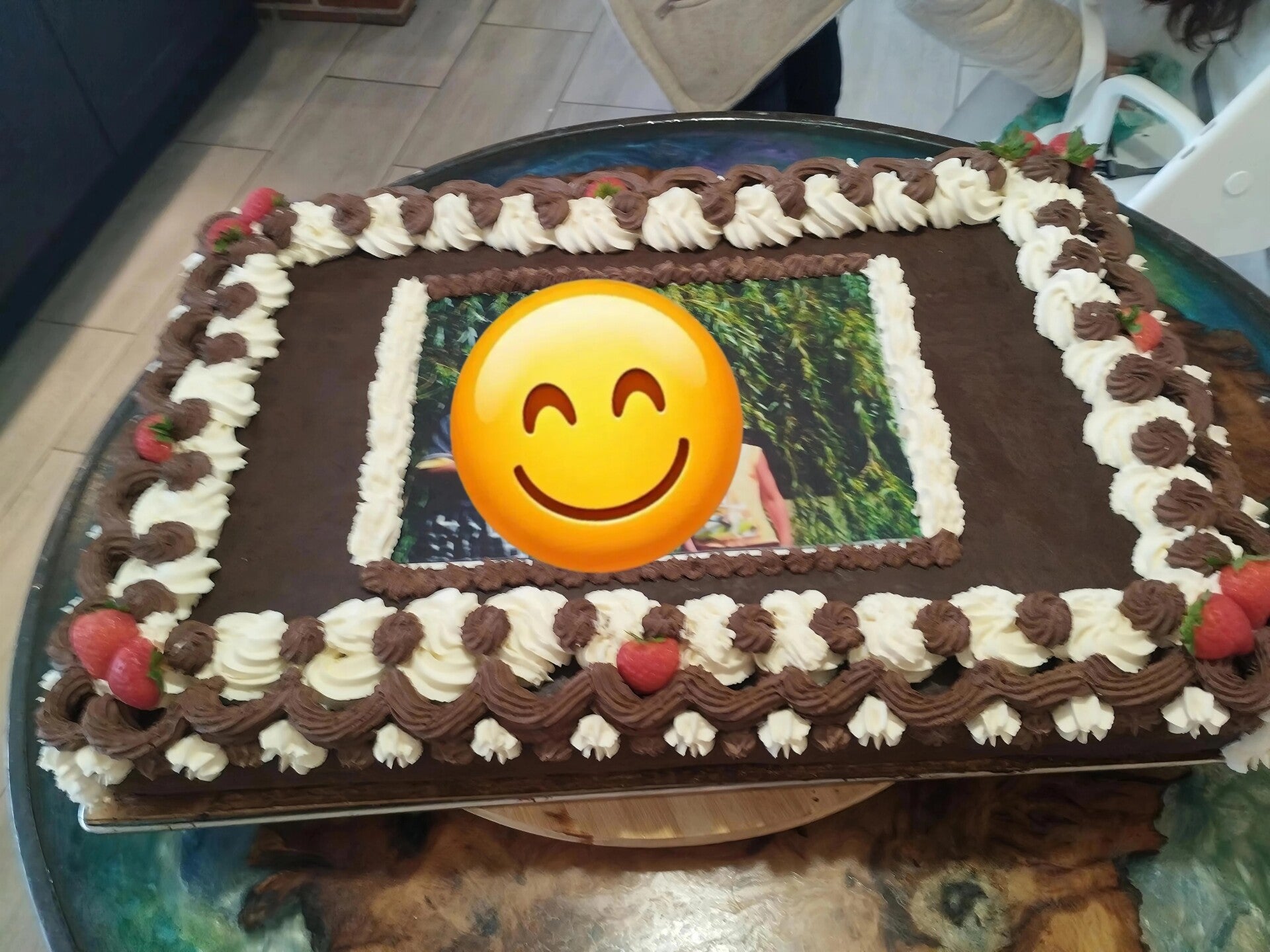 Gâteau chocolat, croustillant praliné.