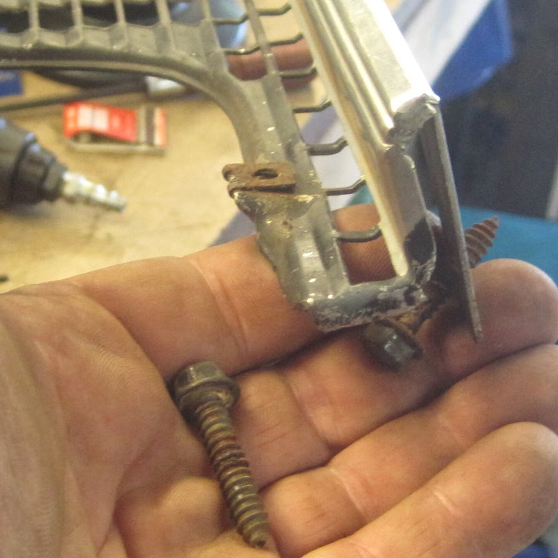 engine-bay-016-standard.jpg