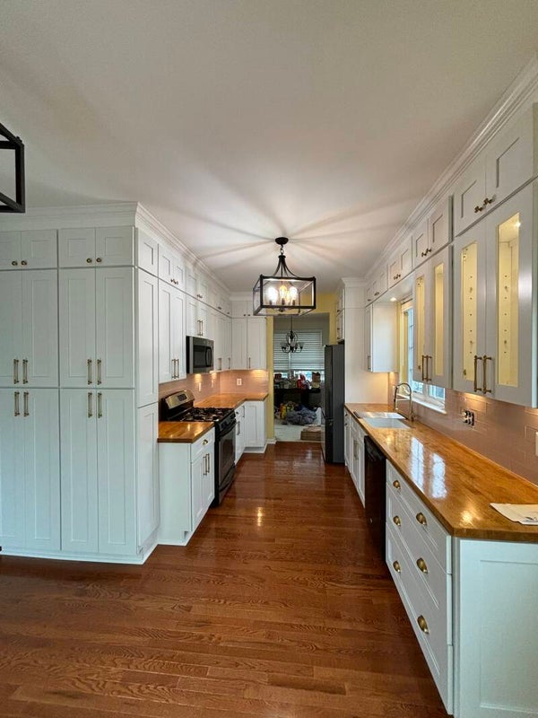 Cocinas personalizadas  incluyendo materiales