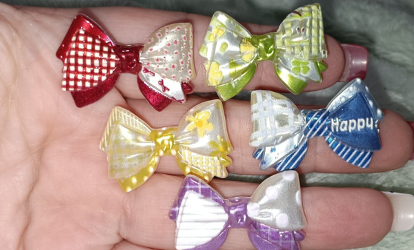 acrylic bow beads