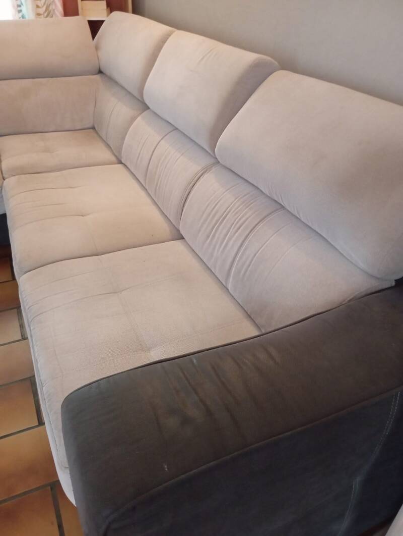 Canapé d’angle en tissu – nettoyage textile à Albi – NEA