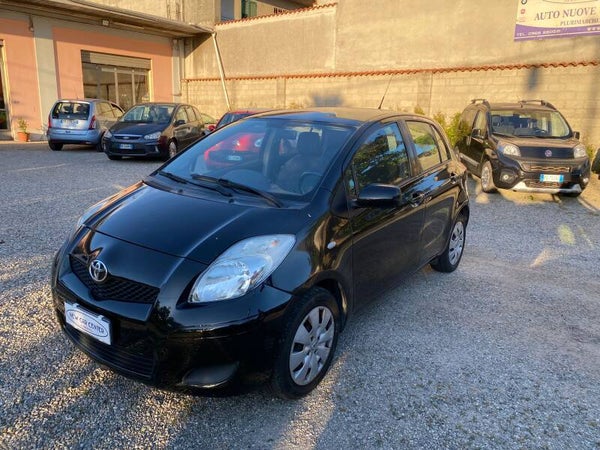 TOYOTA YARIS SOL