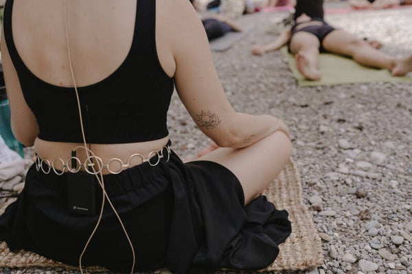 Familiy-Yoga:  1 weitere/r Erwachsene/r