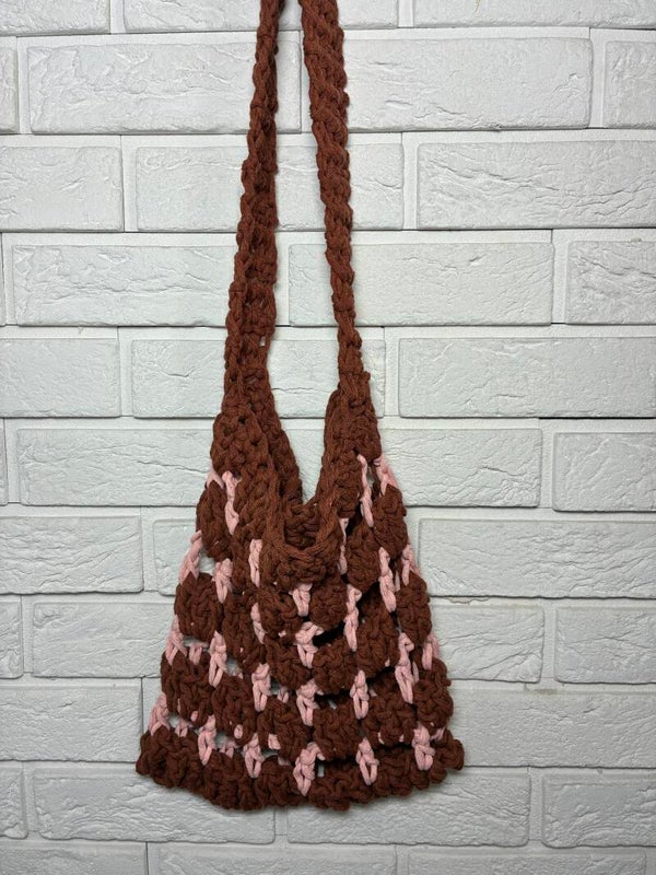 Everyday No. 29 – Cocoa Rose Crochet Net Bag