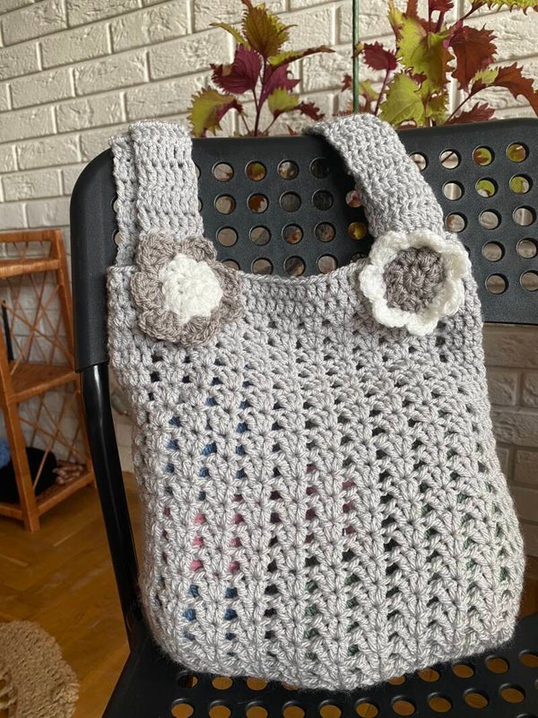 One-Off No. 46 – Handmade Crochet Linen Grey Floral Tote