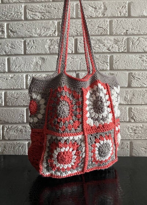 Patchwork No. 41 – Coral Bloom Tote