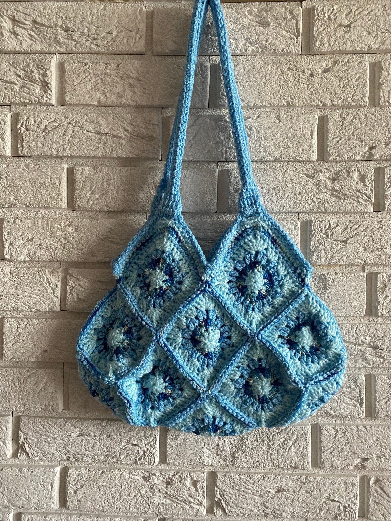 Everyday No. 10 – Handmade Granny Square Shoulder Bag