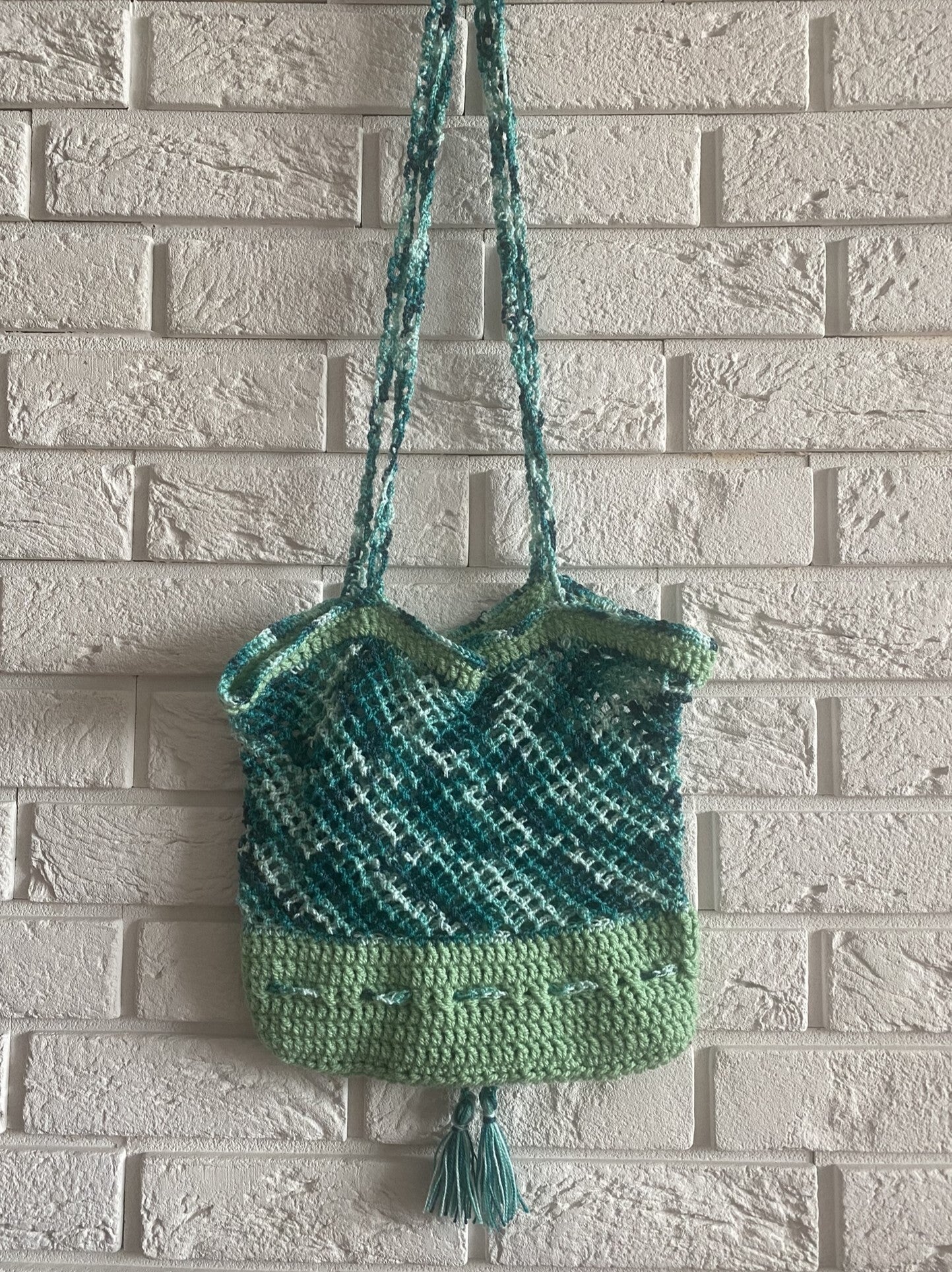 Everyday No. 03 – Handmade Crochet Shoulder Bag