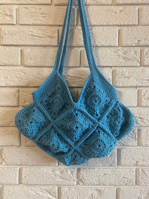 Everyday No. 21 – Handmade Crochet Sky Blue Granny Square Shoulder Bag