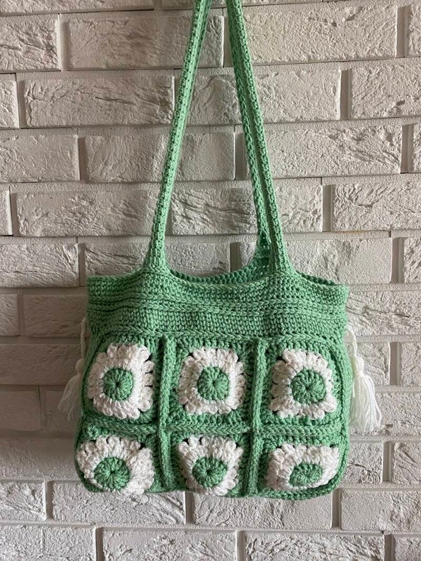 Patchwork No. 30 – Mint Blossom Tote