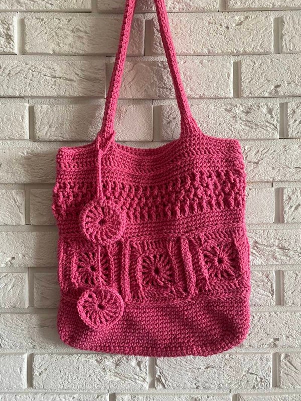 Everyday No. 12 – Handmade Crochet Tote Bag with Floral Motifs