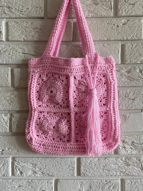 Everyday No. 17 – Handmade Crochet Pink Floral Tote Bag