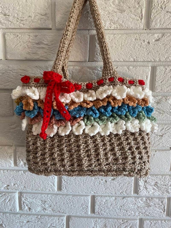 One-Off No. 29 – Handmade Crochet Floral Tote Bag