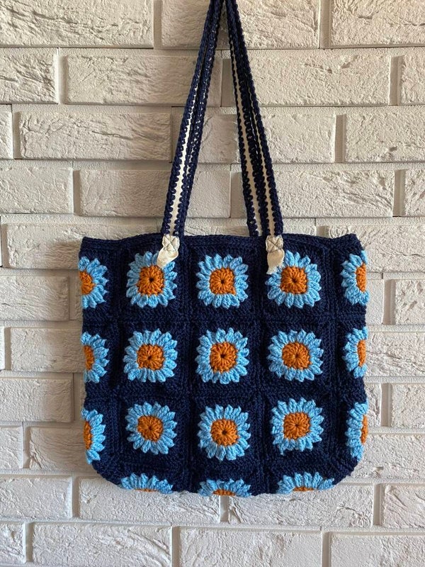 Patchwork No. 29 — Daisy Patchwork Tote