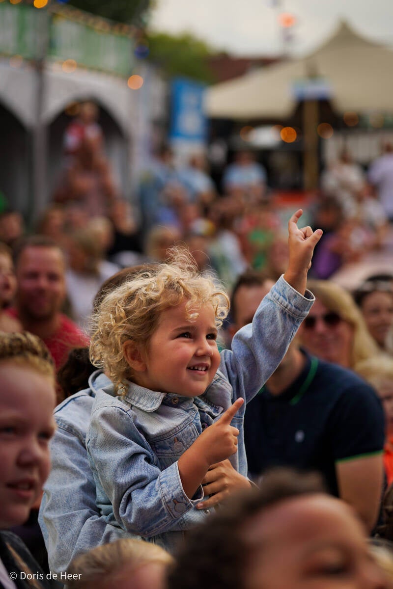 feestweek25-fenna-27-standard.jpg