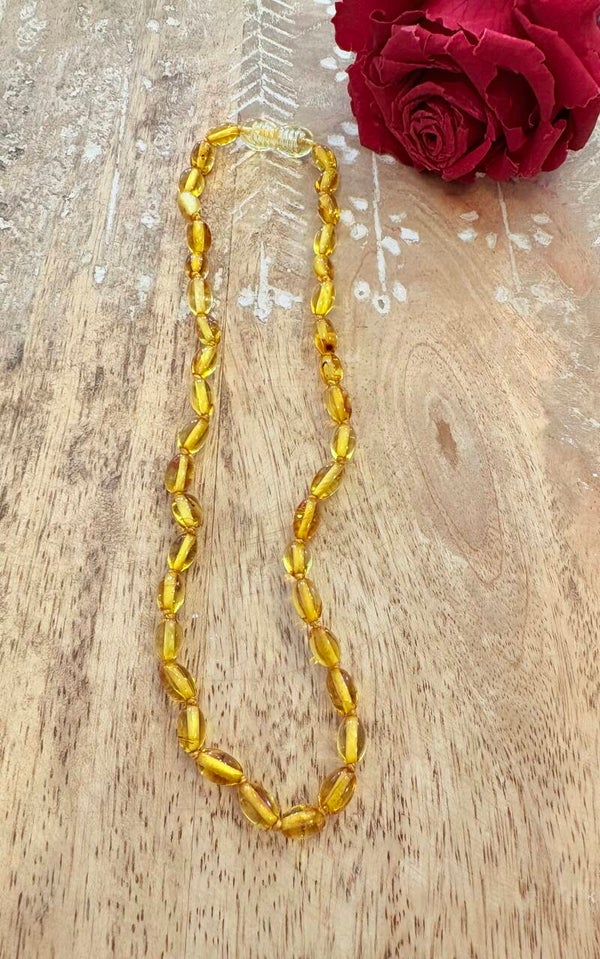 Collier d'ambre bébé