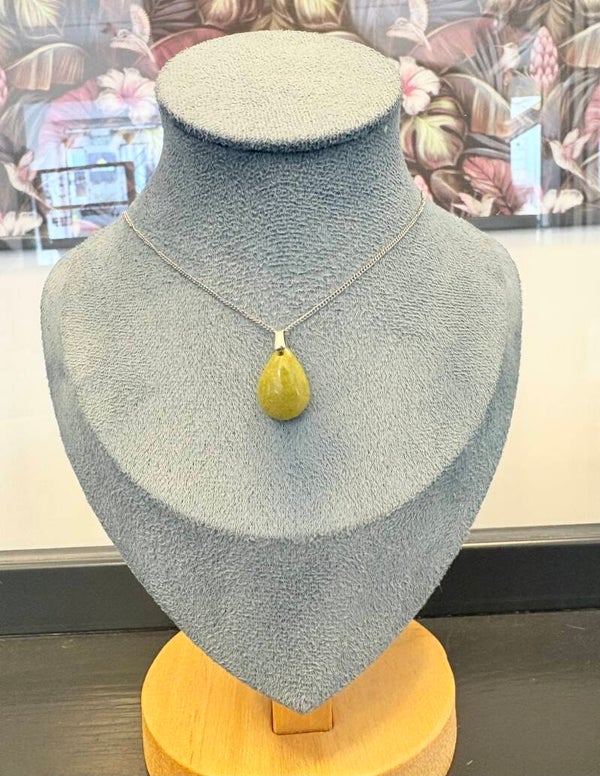 Collier goutte Opale Verte – Renouveau & harmonie du cœur