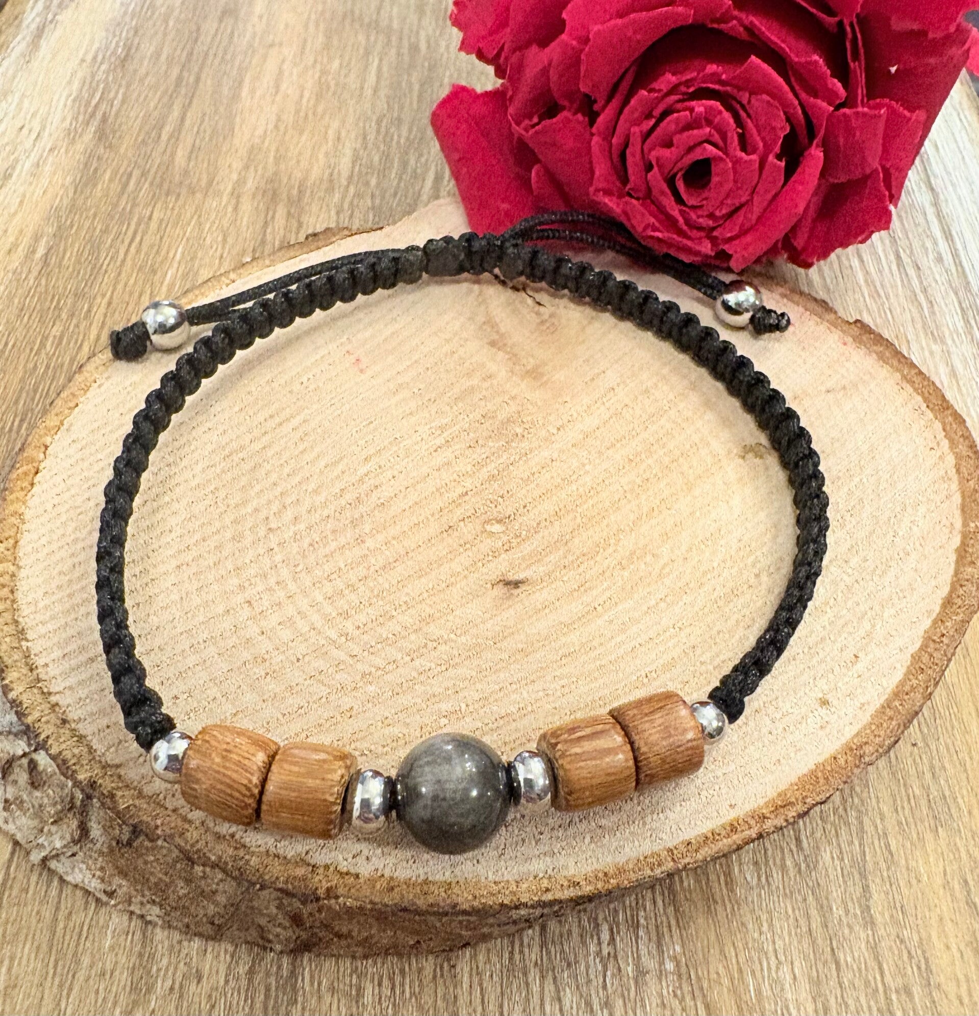 Bracelet en bois & Obsidienne argentée – Macramé artisanal