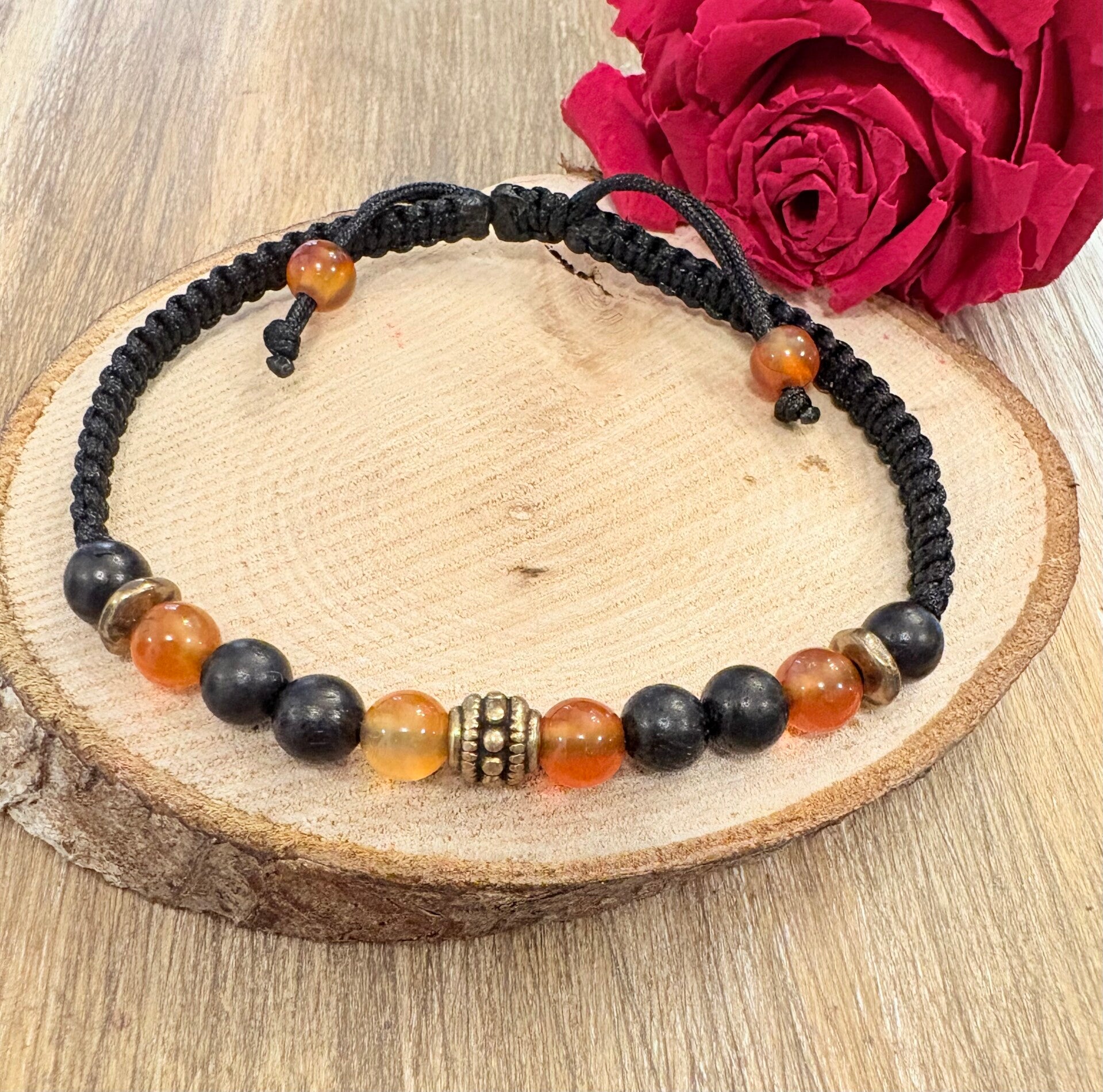 Bracelet Cornaline & Obsidienne noire – Macramé artisanal
