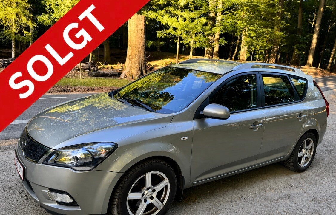Kia Ceed SW 1,6 CRDi 128 HK – 2012