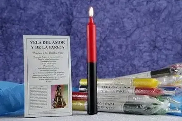 VELA ORACION POMBA GIRA (AMOR) HECHA A MANO. 8 HORAS DURACIÓN