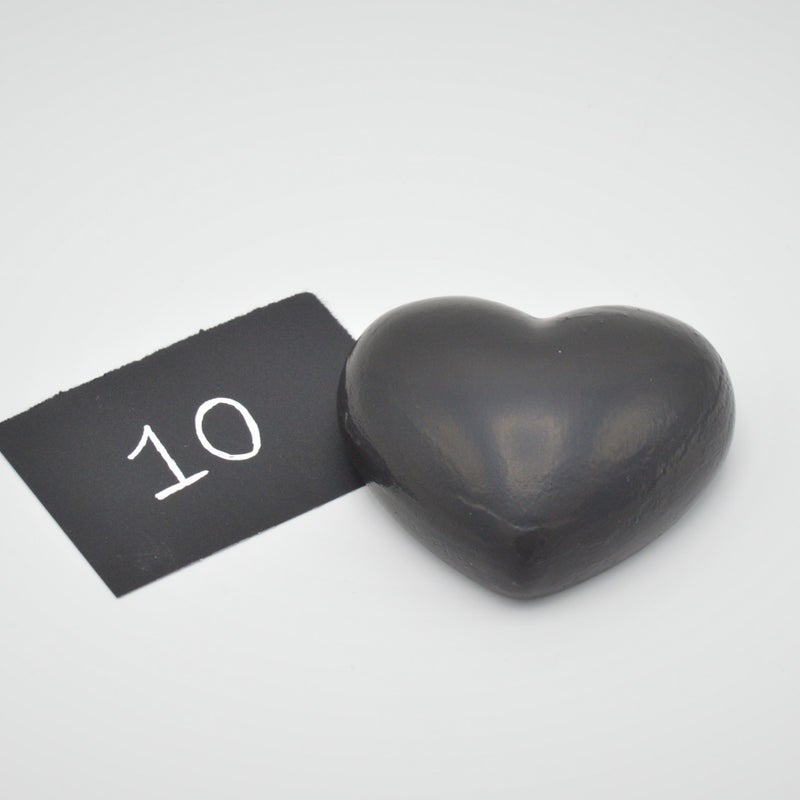 10: 3D heart/big €45 + processing costs. 7,5 x 7,0 x 3,5 cm