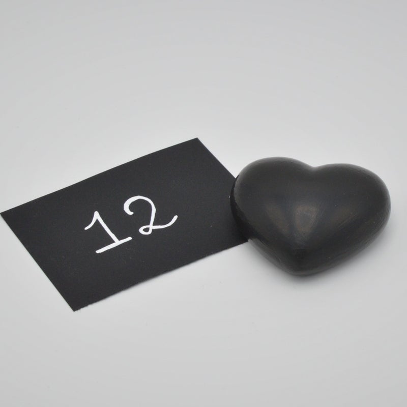 12: 3D heart/small €25 + processing costs. 5,0 x 4,5 x 2,5 cm