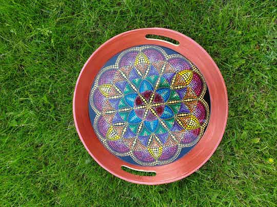 Plateau met mandala patroon