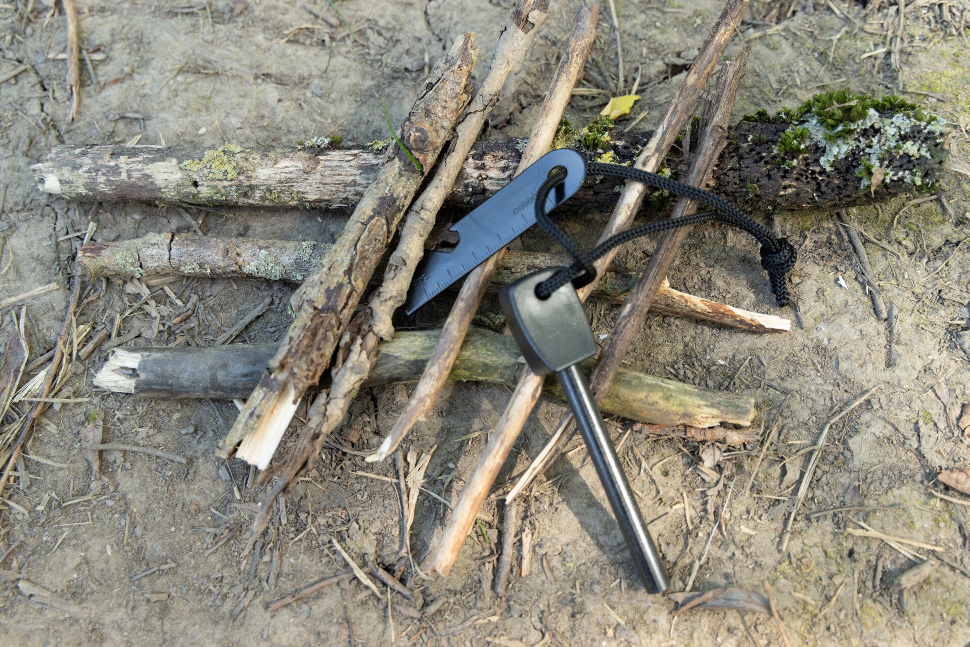 Outdoor magnesium fire starter zwart
