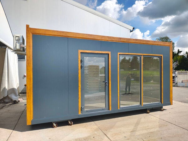 18 m² Verkaufscontainer mit WC