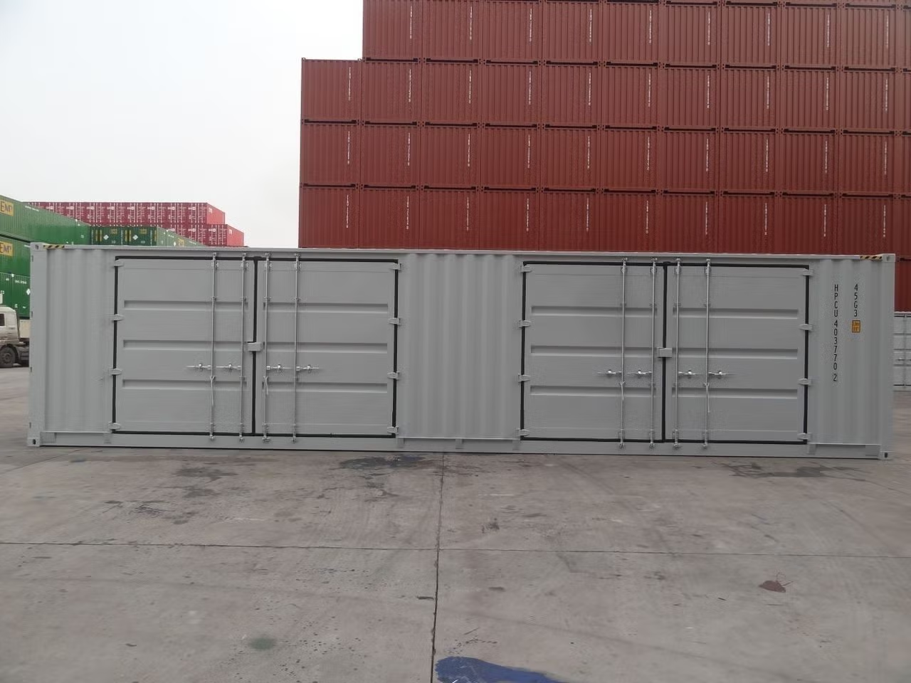 40-Fuß-HC-Container in Oslo – mit 2 Seitenöffnungen