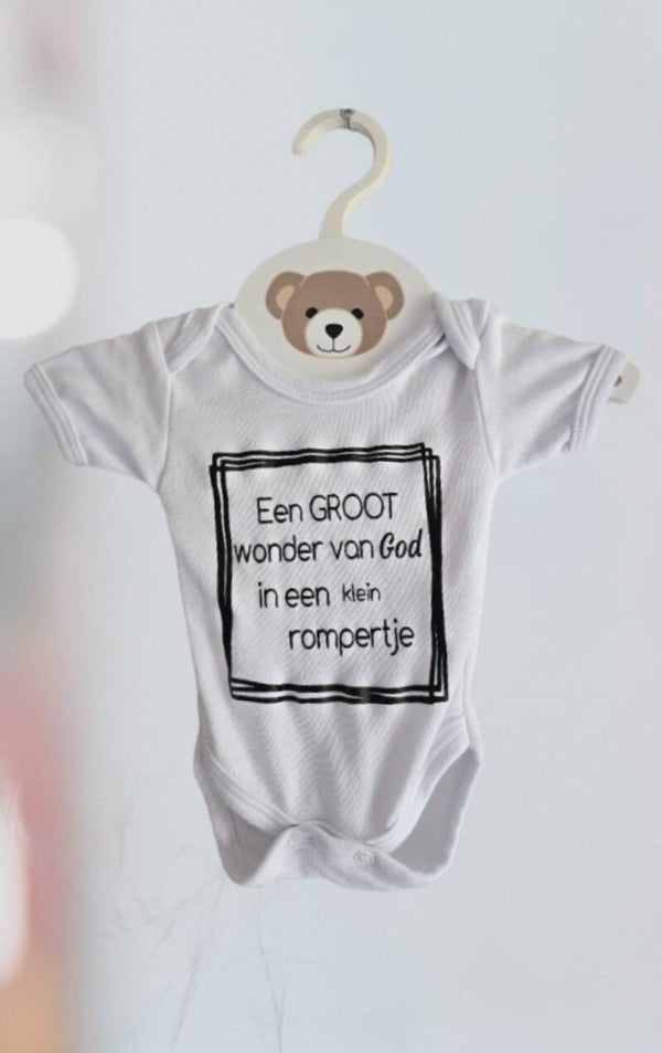 Babyromper – "Een GROOT wonder van God in een klein rompertje"