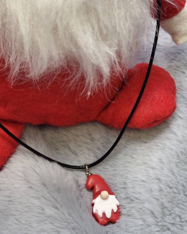 Collier avec pendentif lutin de Noël