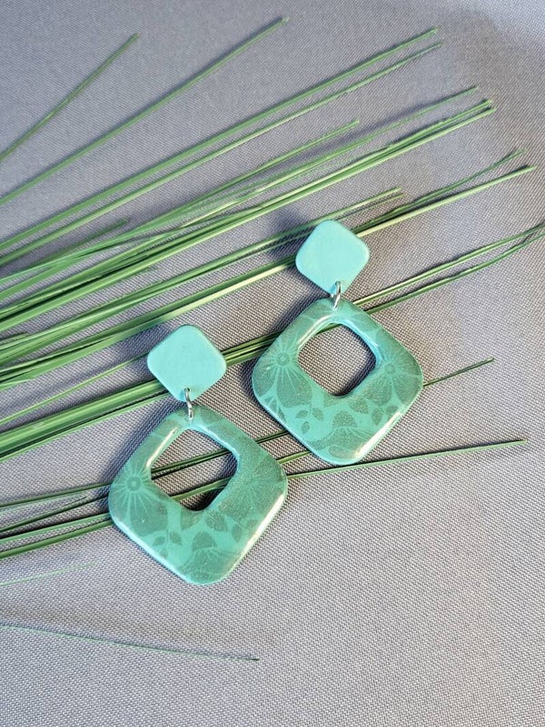 Clous d'oreilles "Hawaï" vert