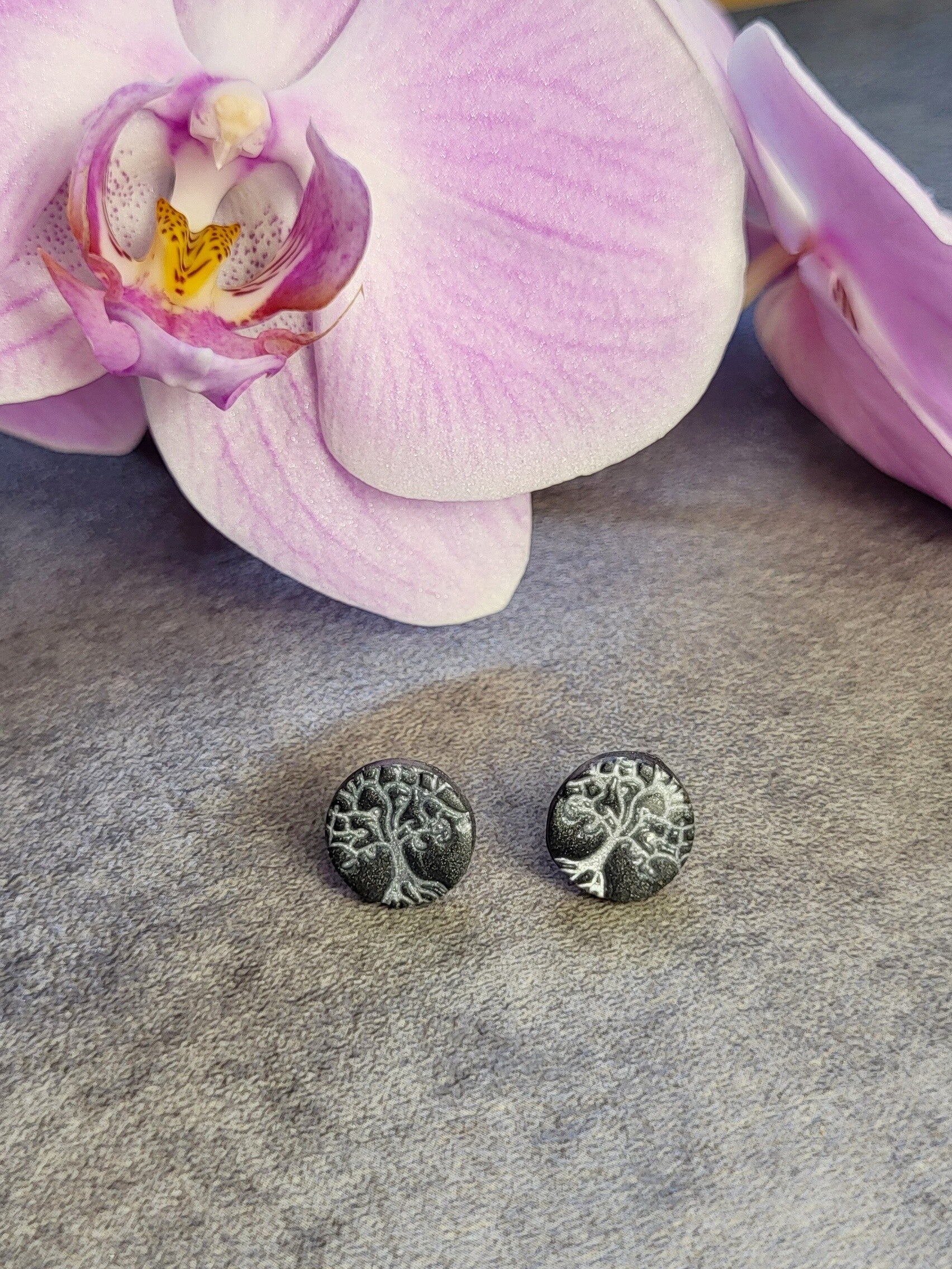 Boucles d'oreilles arbre de vie | clous d'oreilles puces