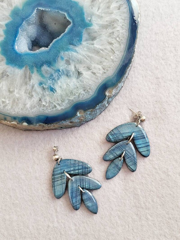 Boucles d'oreilles "Sora" | clous d'oreilles pendantes