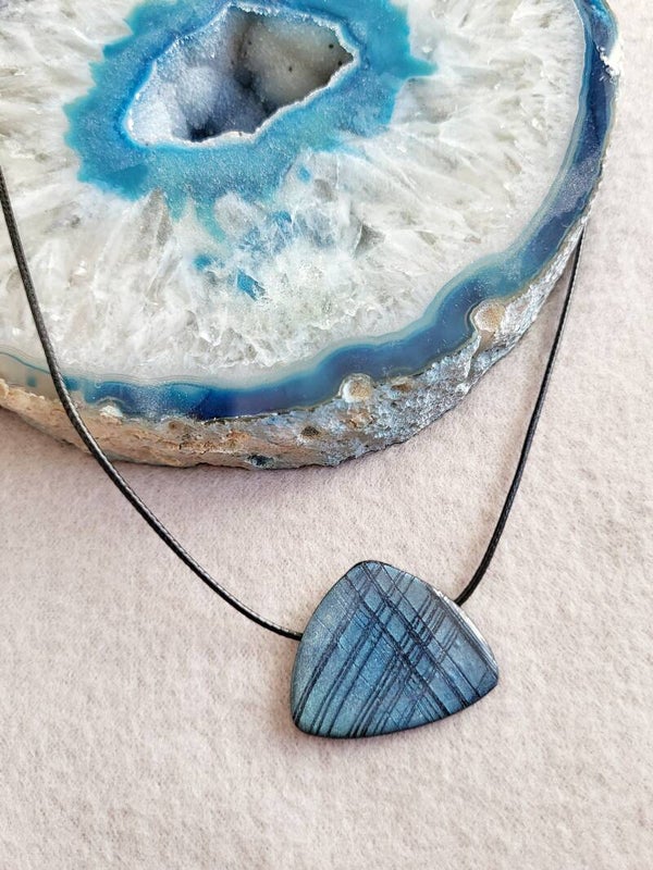 Collier pendentif "Abyss"