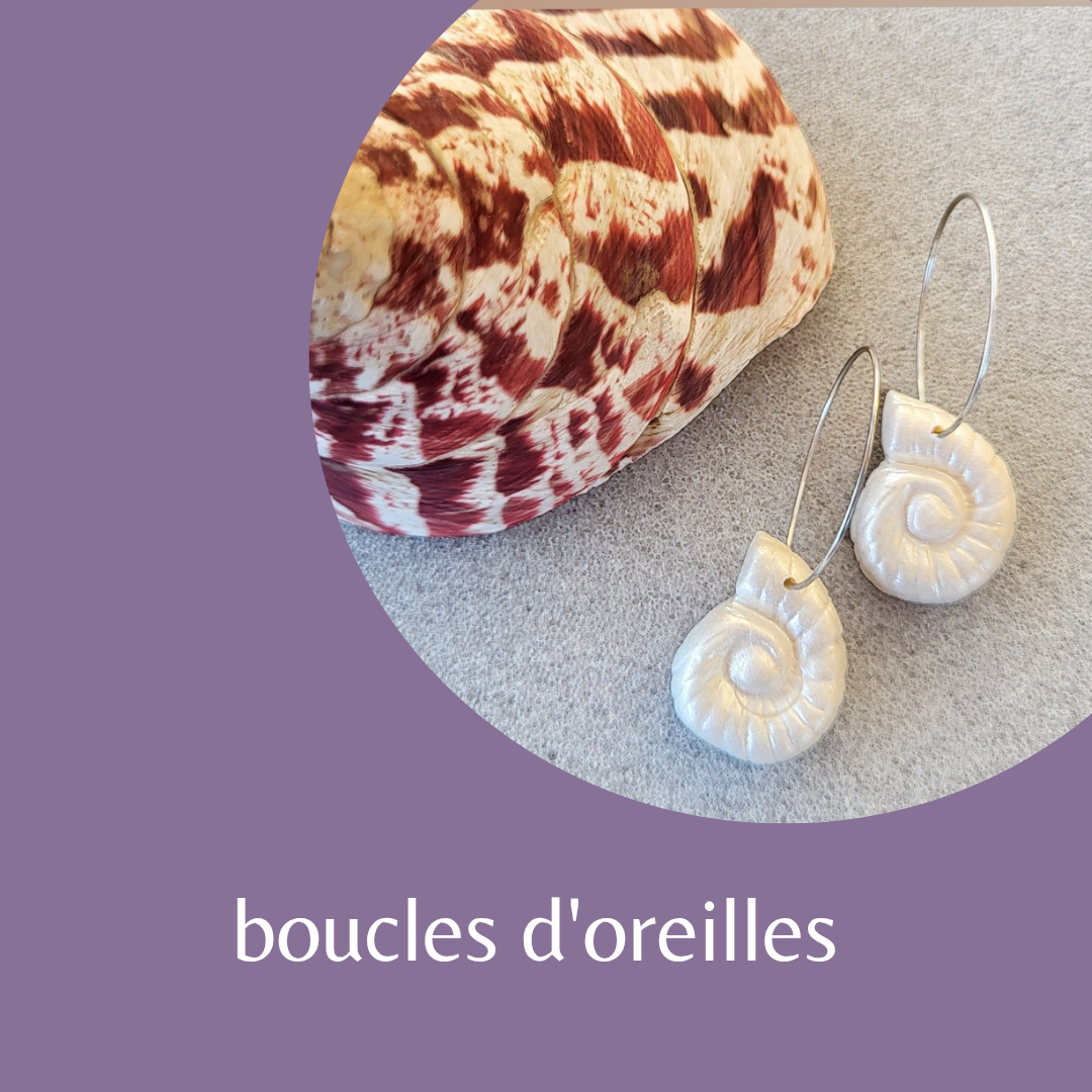​🌟 Succombez au charme de l'artisanat unique. ​Bienvenue dans mon univers de boucles d’oreilles faites main en argile polymère. D' une L' égèreté absolue Chaue paire est imaginée, modelée et assemblée sur acier inoxydable avec passion dans mon atelier. ​