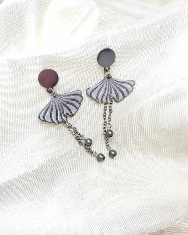 Boucles d'oreilles pendantes avec feuille de Ginkgo argentée, en argile polymère