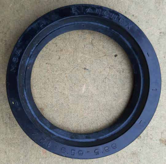 G085/G506/G508 Oil Seal, drive pinion outer bearing