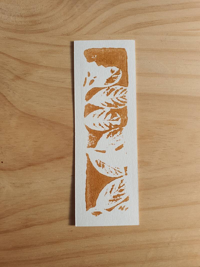 Marque page doré cotonéastre laiteux