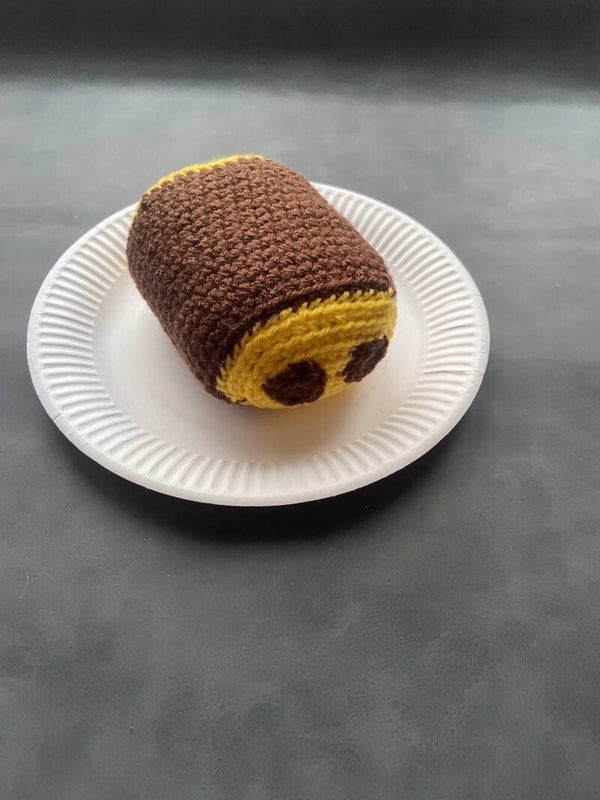 Création au crochet fait main Pain au chocolat crochet