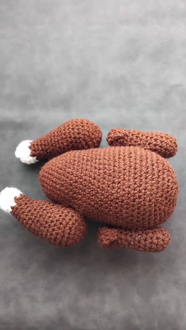 Création au crochet fait main Poulet au crochet dinette