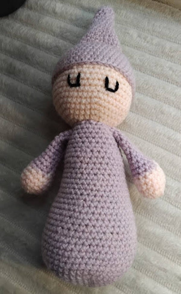 Bébé dormeur au crochet fait main – tendre amigurumi artisanal 👶🧶